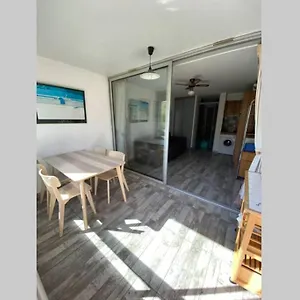Appartement Spacieux Sur Le Port De, Hyères